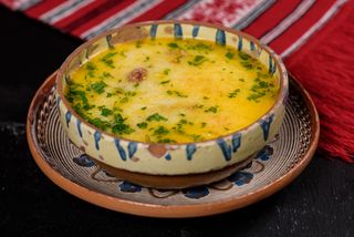 Ciorbă ţărănească cu afumătură