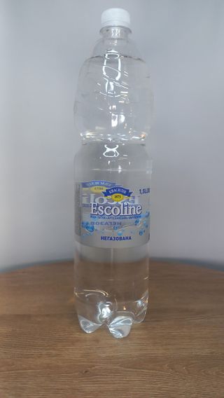 Вода мінеральна Escoline (1,5л) негаз