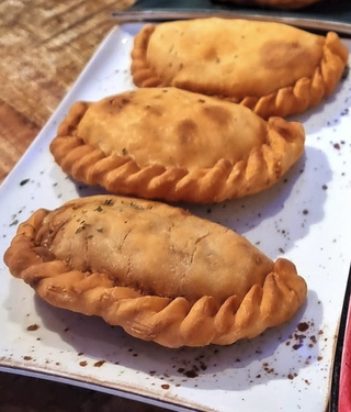 Empanada De Pollo (1 Ud.)