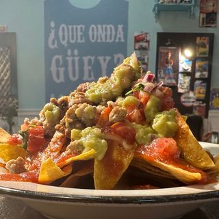 Nachos Frijoleros