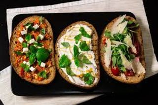 Tris di bruschette miste