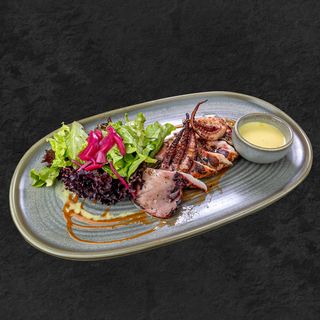 Калмар на скара