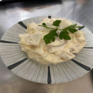 Ración Patatas Con Ajo