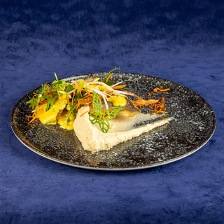 FILE DE DORADA CU PIURE DE PASTARNAC SI SOS OLANDEZ