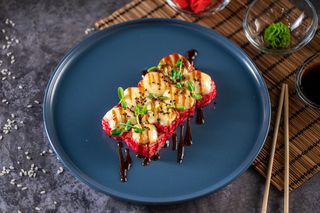 Калифорния запеченная с креветкой