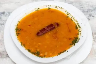 Grah sa kobasicom