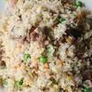 Пържен ориз с три вида месо (500г)