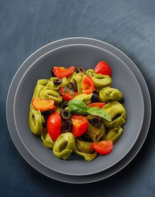 Agnolotti del plin ripieni di carne con sugo d'arrosto