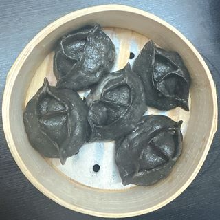 12. Ravioli con gamberi e seppia alla griglia 5 pezzi