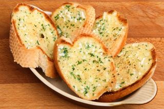 Grzanki czosnkowe z mozzarellą 3 szt.