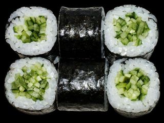 Макі з огірком (120g)