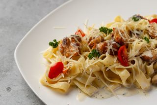 Фетучини с форелью (300 г)