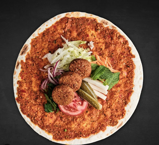 Lahmacun falafel