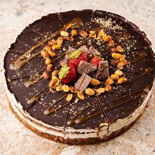 TORT PEANUT CARAMEL