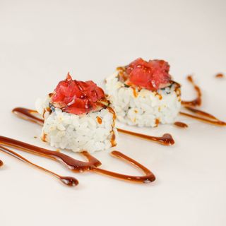 rollo de atun picante 8U