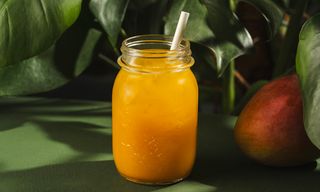 მარაკუიას და მანგოს ლიმონათი