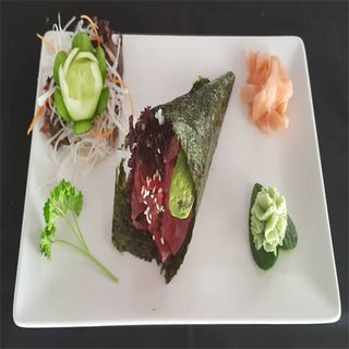 60-Tuna Temaki