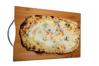 Pinsa Quattro formaggi