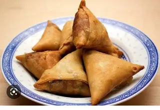 Samosas de pollo 3 unidades