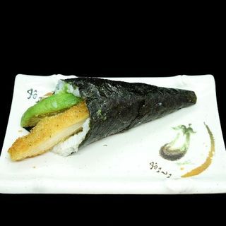 temaki pollo aguacate