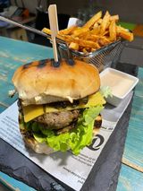 Бургер с телешко (400г)