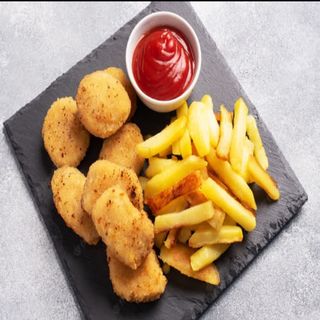Chicken Nuggets And Chips