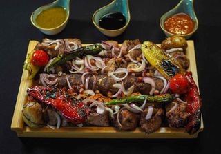 მწვადის ასორტი