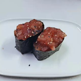 #59 Gunkan De Atún Rojo (2 Uds.)