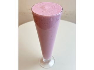 Полуничний коктейль (300g)