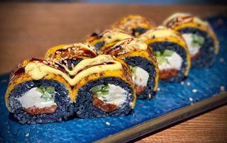 Ролл Чедер Лосось