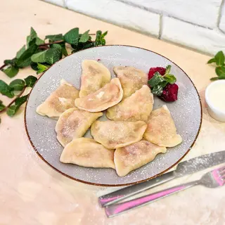 Pierogi z truskawkami