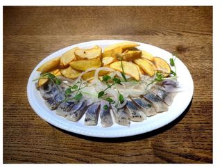 Оселедець з картоплею та цибулею (300g)