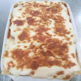 Lasaña De Carne Y Pollo