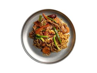Локшина з яловичиною та овочами (320g)