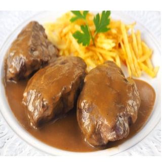 Carrilleras Al Vino Tinto con patatas 