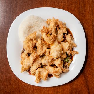 Kurczak w cieście w 5 smakach z warzywami