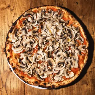 Rossa coi funghi