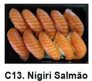 C13. Nigiri Salmão