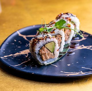 104. Uramaki teppanyaki - 8 pezzi