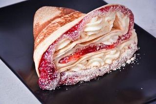 Palačinka  Cheesecake malina