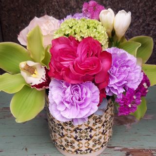 32 - composizione colorata in vasetto di ceramica