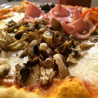 Pizza 4 Stagione (35 Cm.)