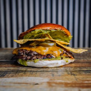 Hamburguesa Con Guacamole