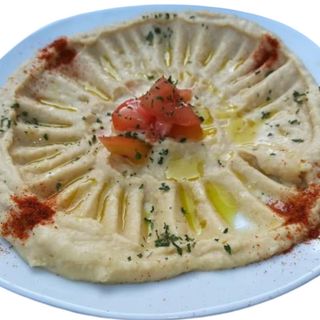 Plato Hummus