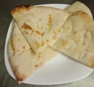 Panne cheese naan