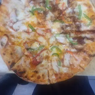 Pizza Istanbul De Pollo
