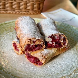 Învârtită cu vișine