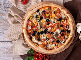 Pizza Pollo E Funghi