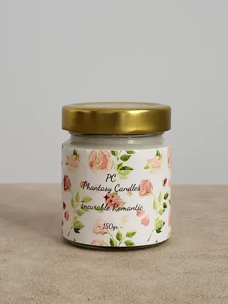 Lumânare Parfumată "Incurable Romantic" - Discret Rose Petals