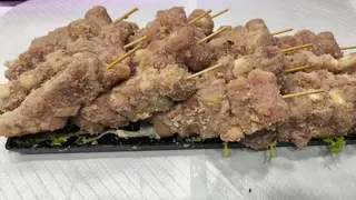 Spiedini siciliani con arista fatta a involtini con provola affumicata e impanatura croccante 500 g